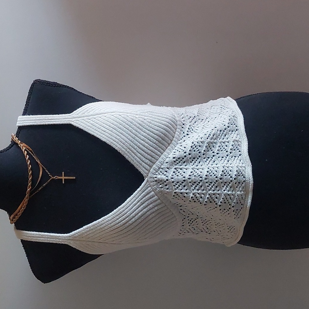 Chic Cream Knit Crop Top